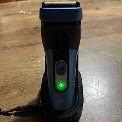 ひげそり　ブラウン社　の画像