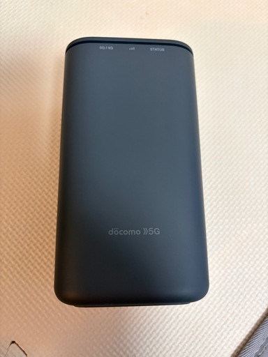 ドコモホーム5G 無線LANルーターHR01美品(^^)