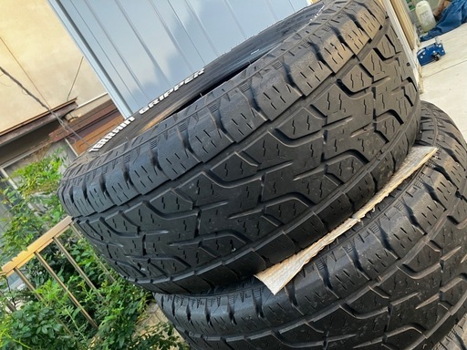 (引き取り)LT285/55/20R中古モンスタタイヤ4本　