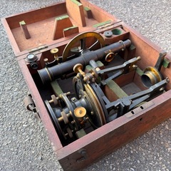 金剛測量製図機械店　アンティーク トランシット レトロ TAMAYA 測定器 測量機器 昭和レトロ 測量器 木箱入りの画像