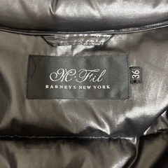 BARNEYS NEWYORKダウンコートの画像