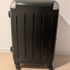 スーツケース　黒の画像