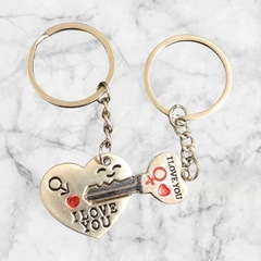 【新品】ペア love ハート ペアキーホルダー ペアリング キーホルダー キーリング 矢 アロー キューピットの画像