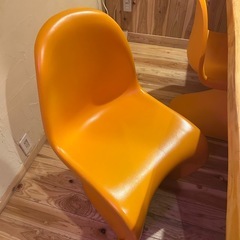 パントン風チェアーの画像