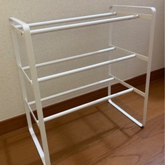 シューズラック　伸縮可能の画像