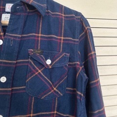 Avan Lily×Leeコラボ チェックシャツの画像