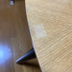 ダイニングテーブルの画像