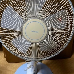 【1/4〜12時の直接引き取り】扇風機2台の画像