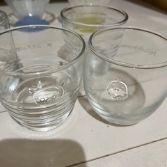 食器、コップの画像