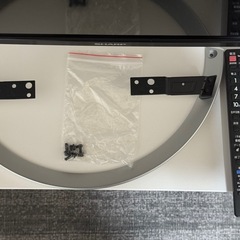 32インチ液晶テレビ　➕　テレビ台の画像