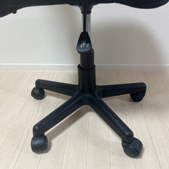 オフィスチェア
の画像