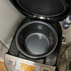 象印 マイコン炊飯ジャーNL-BU05 3合 の画像