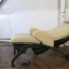 定価
25万/お値引き大歓迎！展示未使用品/リビングテクノロジー/Meuble Sound cure/体感音響装置内蔵パーソナルシアターチェア/ベージュ/LB-812-LBEI/ft9730mの画像