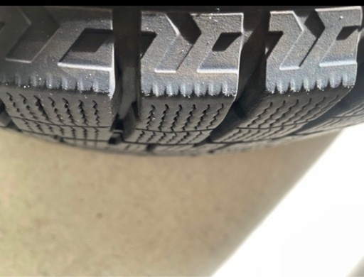 175/65R14 2017年43週 スタッドレスタイヤ アルミホイール付 グッドイヤー アイスナビ６ 175/65R14 2017年43週 スタッドレスタイヤ アルミホイール付