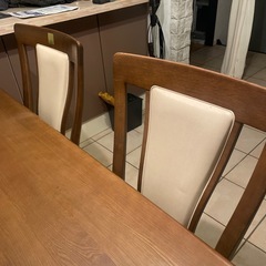 カリモク　ダイニングテーブルセットの画像