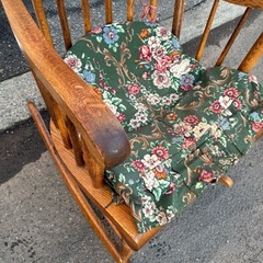 キツツキマーク　ロッキングチェアの画像