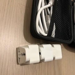 【美品】海外旅行用変圧器✨の画像