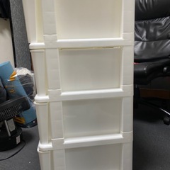 衣類カラーボックスの画像