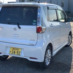 日産  デイズ H26 (2014)の画像