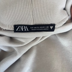 ZARA ハイネック トレーナー Mの画像