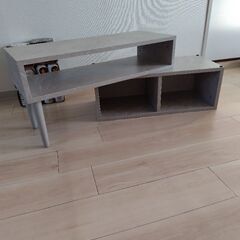 伸縮式テレビ台◎購入から約1ヶ月の画像