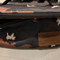 ポール＆ジョー　イーストパック　世界限定モデル　コスメケース　化粧ケース　OVAL CASE　EASTPAK　PAUL&JOEの画像