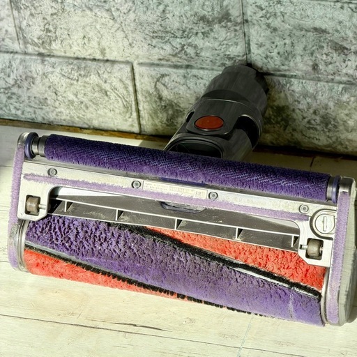 Dyson Cyclone V10 Fluffy SV12 A