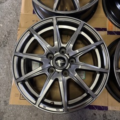 シュナイダーホイール
の画像