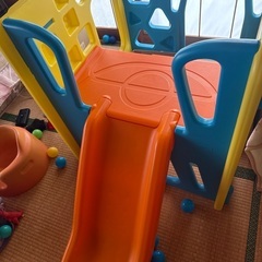 滑り台の画像