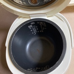 TOSHIBA  IH炊飯器
の画像
