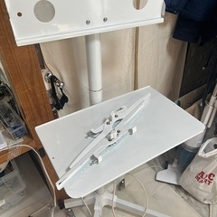 テレビスタンド　ホワイトの画像