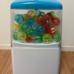 ガチャキューブ本体　ガチャガチャ　カプセルガチャマシーンの画像