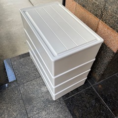 衣装ケースの画像