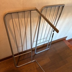 ベッド　ガード　2個(中古品)の画像