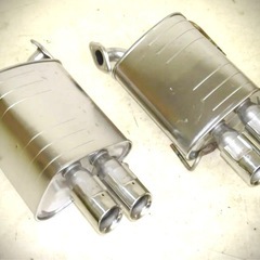 ★【スバル WRX STI（VAB型）の純正リアマフラー左右セット】です★ の画像