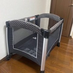ベビーベッドの画像