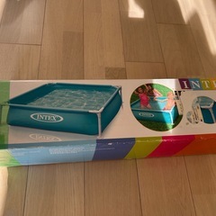 プール　子供の画像