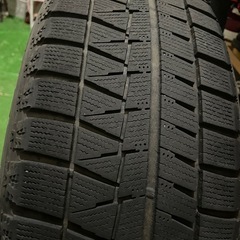 そのまま履ける！BLIZZAK 205/60R16 冬タイヤ ホイール付4本の画像