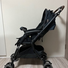 アップリカベビーカー　ラクーナクッションフリープラス　インディゴブラックの画像