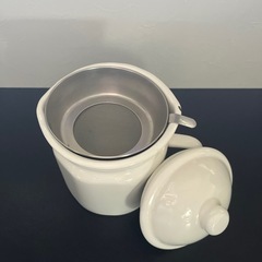 ホーロー製 オイルポットの画像