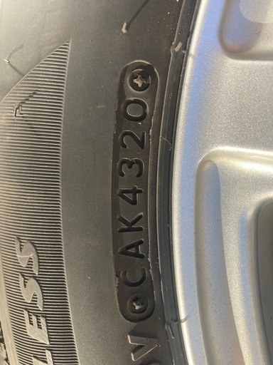 軽自動車 スタッドレス 155/65R14 BRIDGESTONE 2020年製造