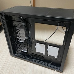 【付属品完備】Fractal Design Define R5 PCケース（純正ファン2基・USB増設カードおまけ付）の画像