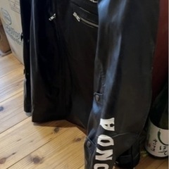 革ジャンの画像