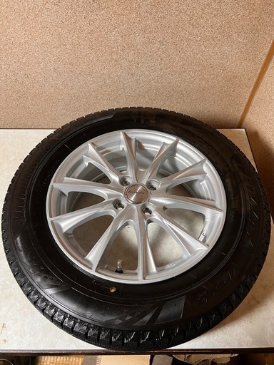 管A1063 スタッドレスタイヤ BRIDGESTONE ブリヂストン VRX3 195\65R16 アルミホイール HOT STUFF Exceeder4穴PCD10016×6J+45 ハブ径55