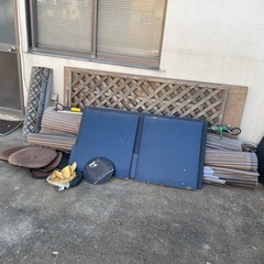 1/10を目処に処分　廃材　木材の画像