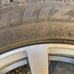 初売り　スタッドレスタイヤホイール  BRIDGESTONEの画像