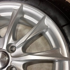 管A1061 スタッドレスタイヤ BRIDGESTONE ブリヂストン VRX3 195\65R16 アルミホイール HOT STUFF Exceeder4穴PCD10016×6J+45 ハブ径55の画像