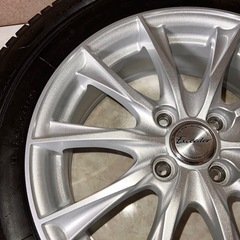 管A1063 スタッドレスタイヤ BRIDGESTONE ブリヂストン VRX3 195\65R16 アルミホイール HOT STUFF Exceeder4穴PCD10016×6J+45 ハブ径55の画像