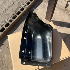 JB23W 9型ランドベンチャー 外し 
純正タンクガード の画像