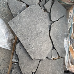 DIYに！乱形バサルトブラック2平米限定特価の画像